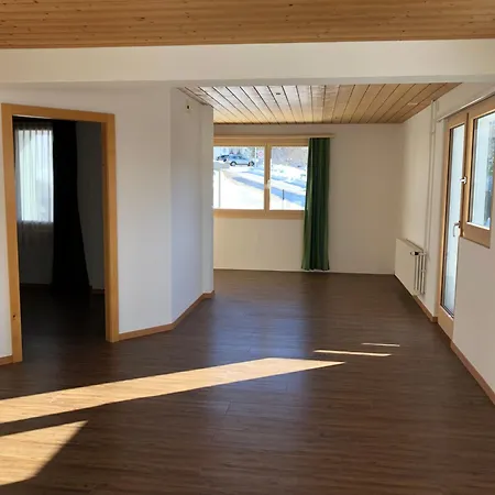 Wef 2-room *